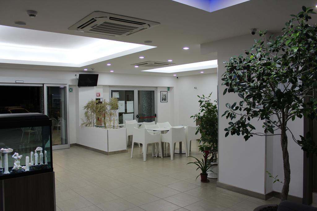 Hotel Poseidon Corigliano Calabro Extérieur photo