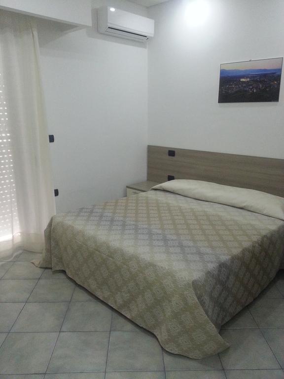 Hotel Poseidon Corigliano Calabro Chambre photo